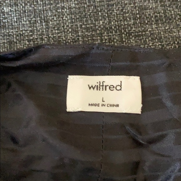 Aritzia Wilfred satin blouse with belt - Picture 2 of 3